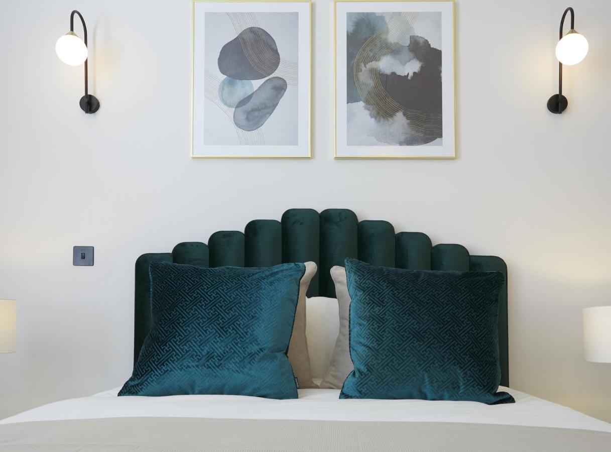 Апартаменты The Salisbury - Luxury By In