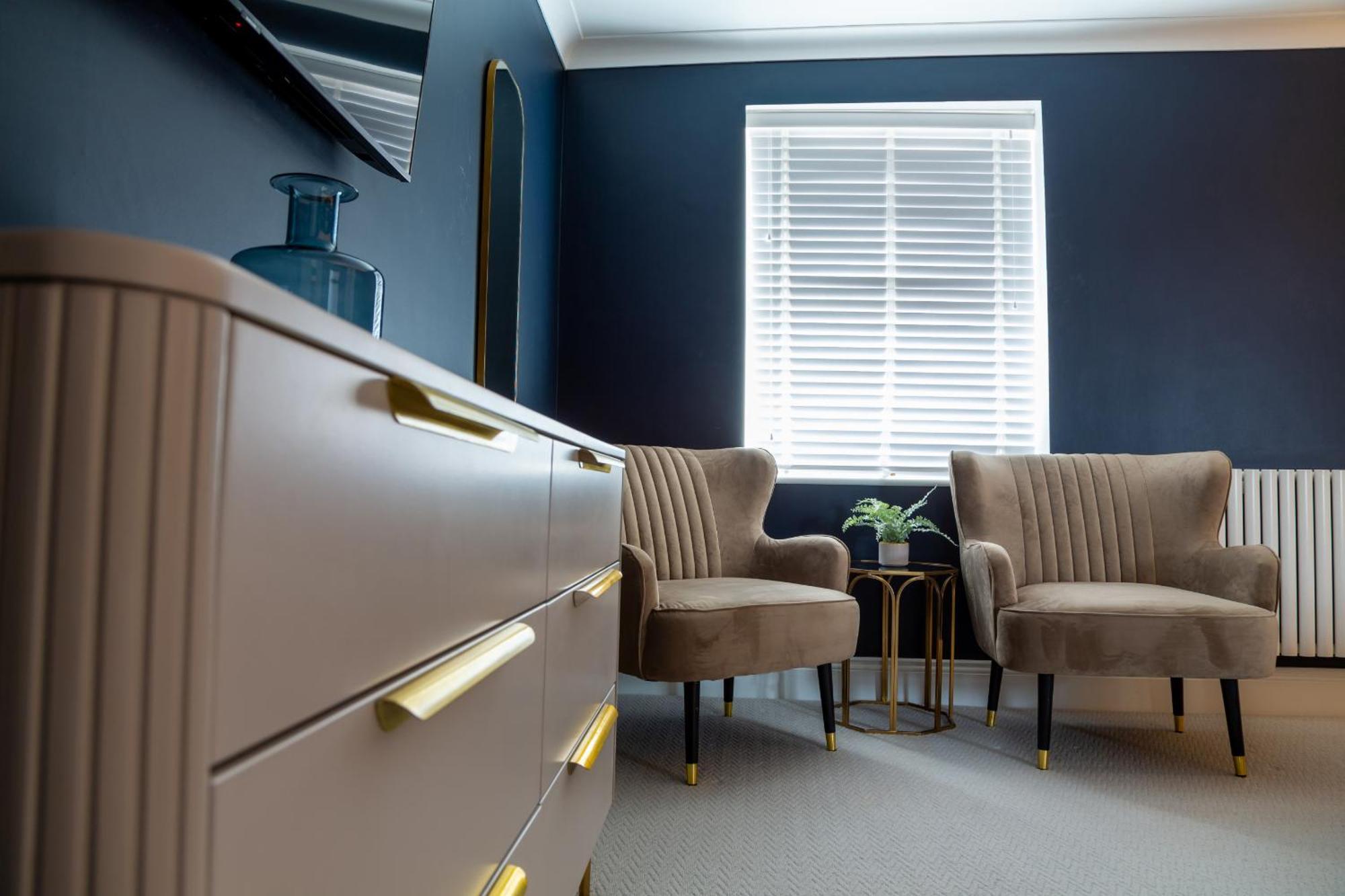The Salisbury - Luxury By In * Скарборо